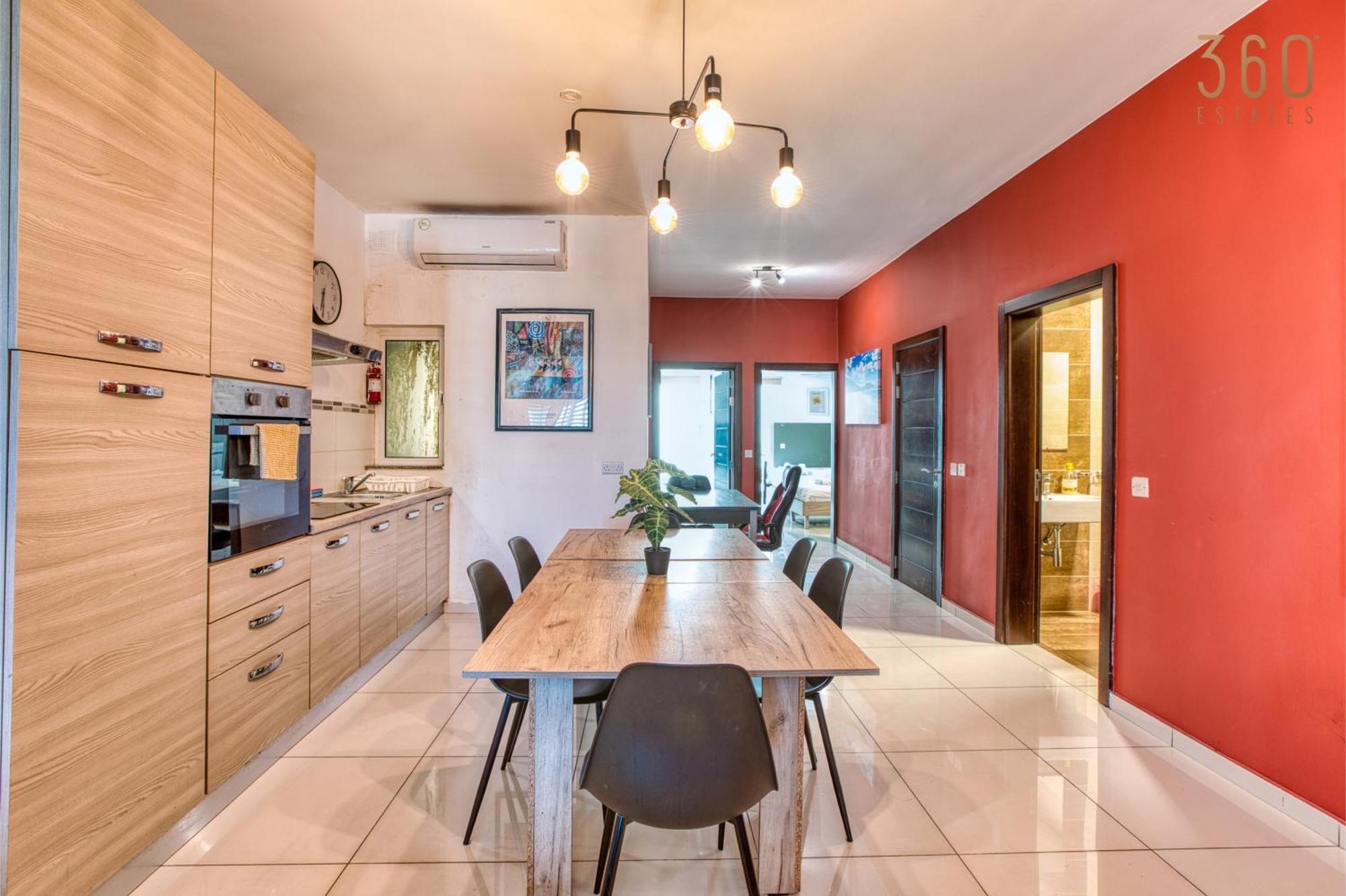 A Lovely 3 Bedroom, 3 Baths Home In The Centre Of Gzira By 360 Estates Bagian luar foto