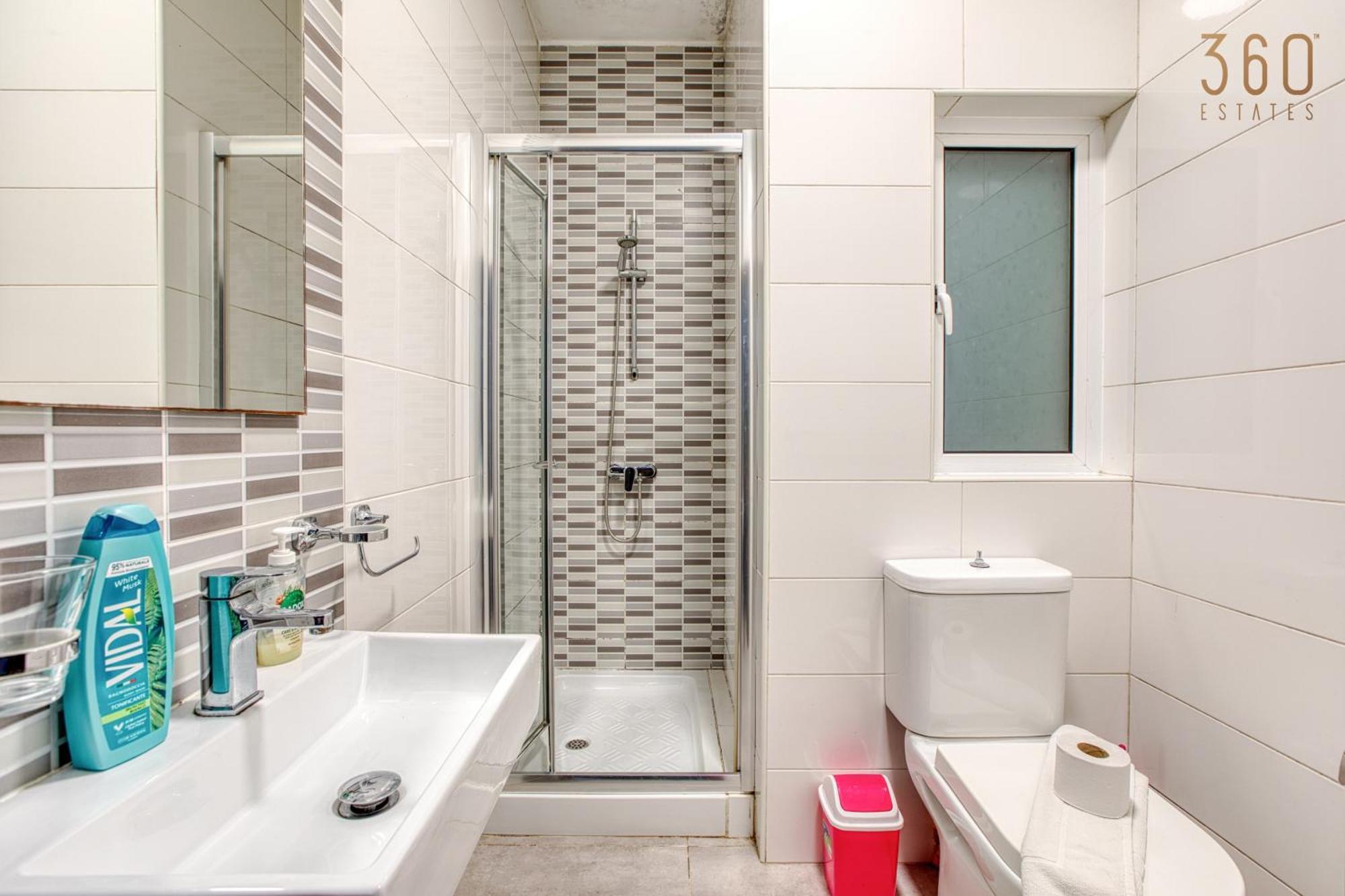 A Lovely 3 Bedroom, 3 Baths Home In The Centre Of Gzira By 360 Estates Bagian luar foto